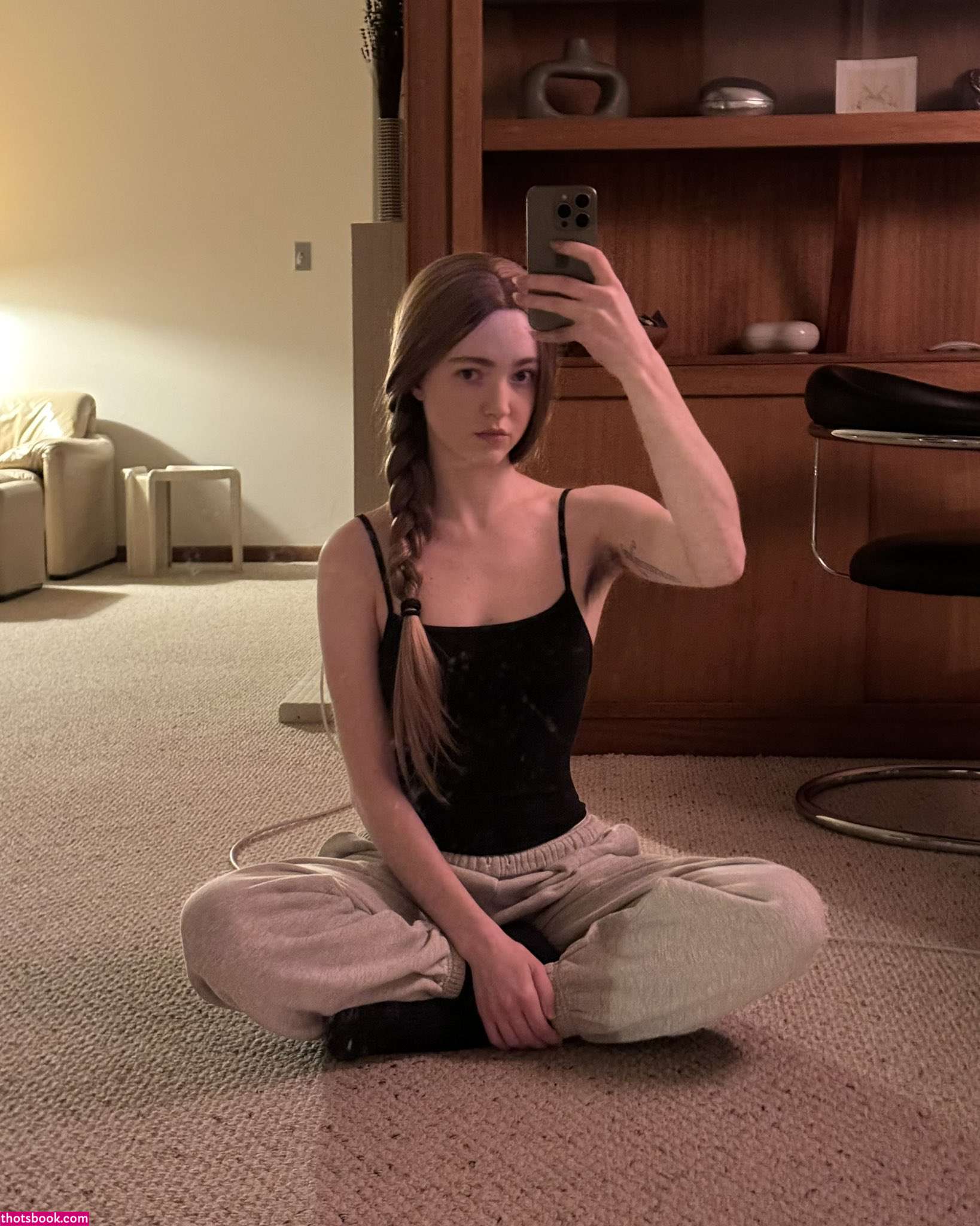 zoeplzshutup Photo #2