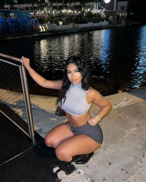 Cinddyrella Photo #5