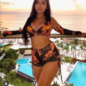 Cinddyrella Photo #30