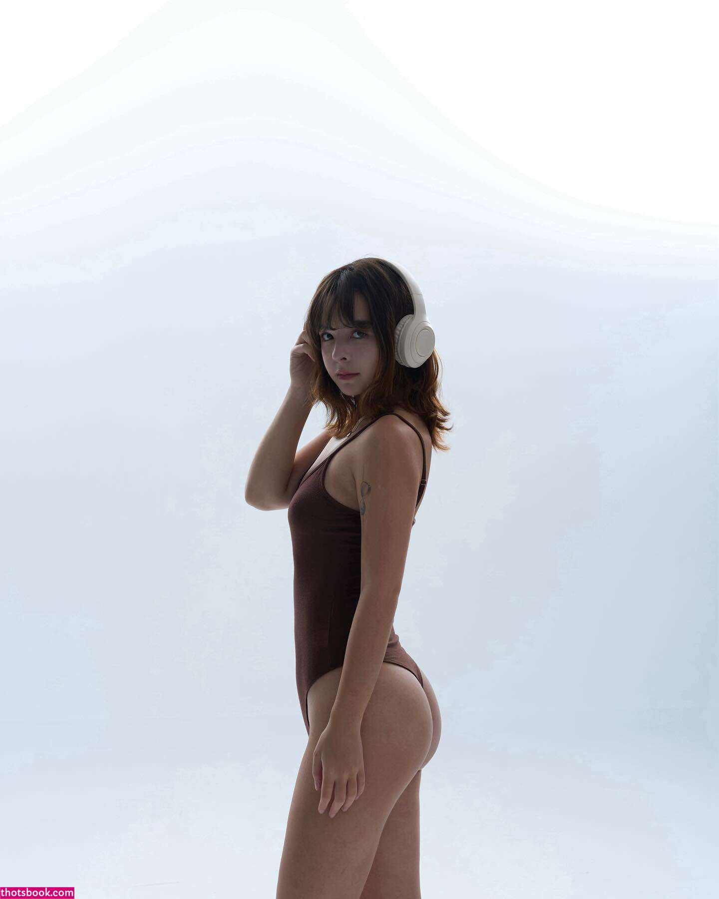 laetitia442299 Photo #18