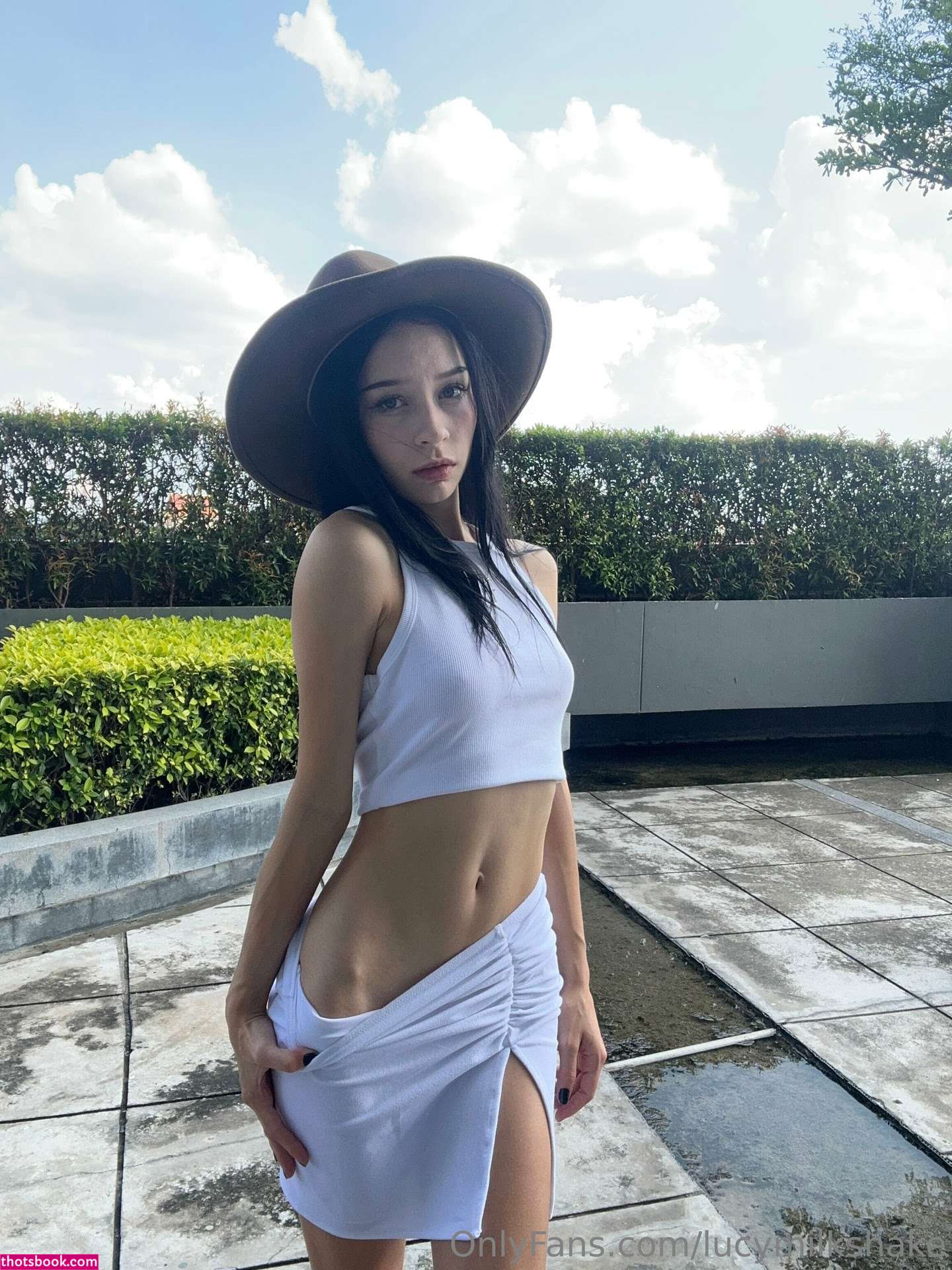 Lucy Milkshake Photo #2