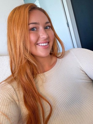 Nora Davis Photo #13