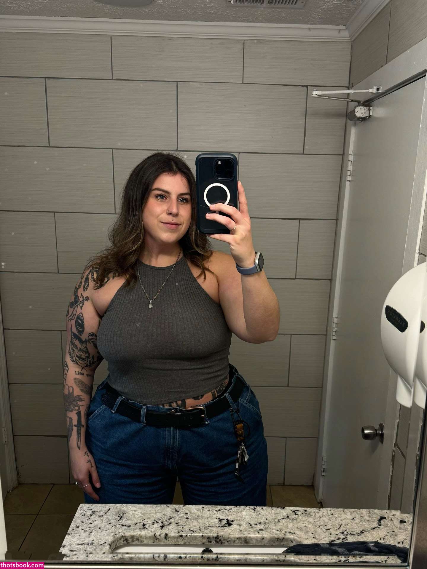 yungpaleface Photo #37