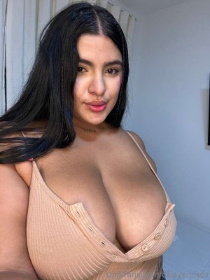 daisyannxox Photo #9