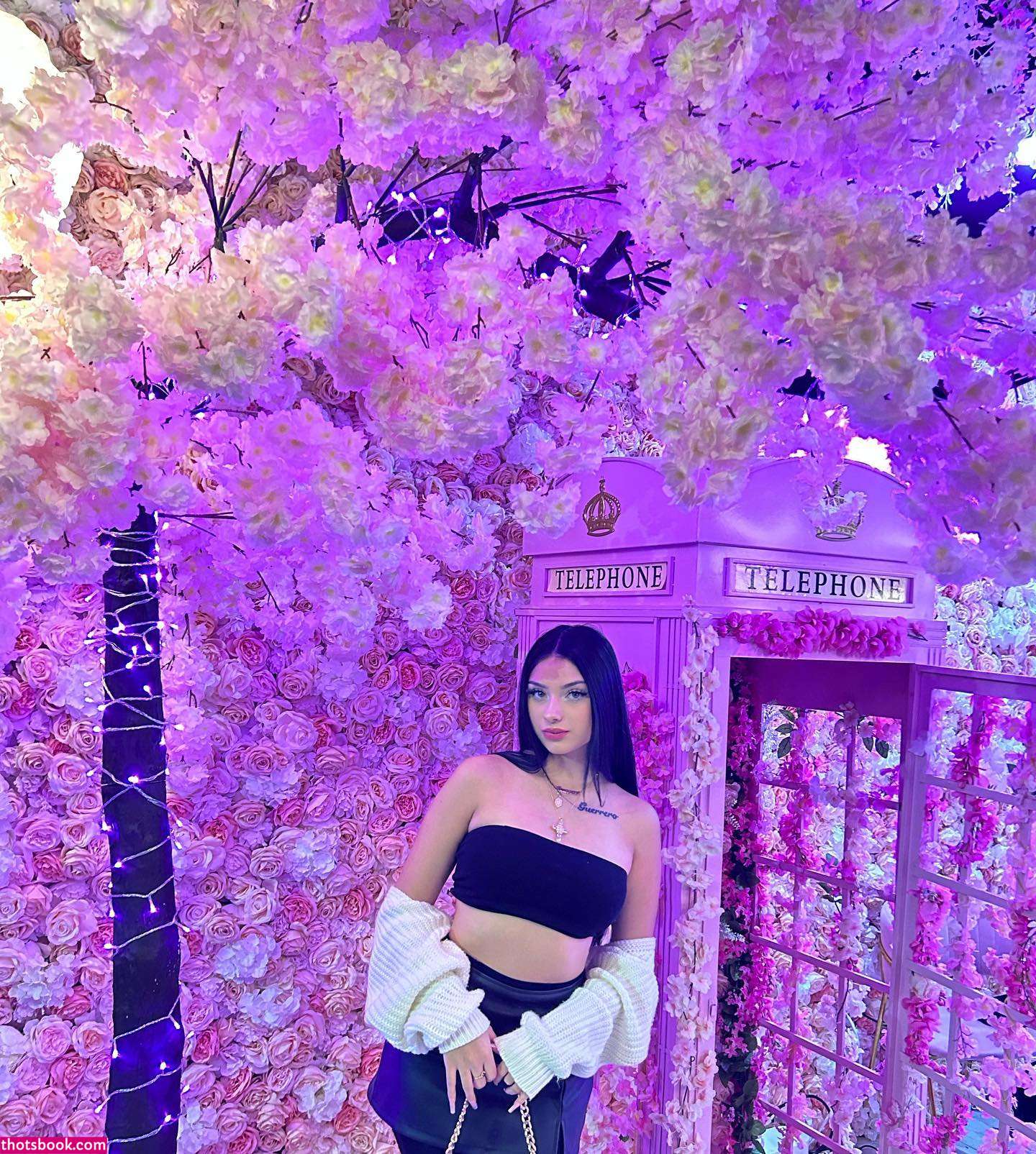 Leslie Emma Photo #8