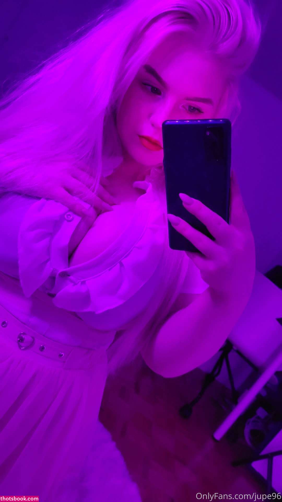 marsofearthh Photo #27