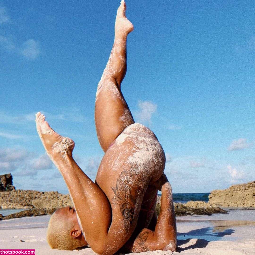 Bahayogi Alex Kaufmann Photo #5