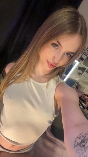 Graciewest Photo #24