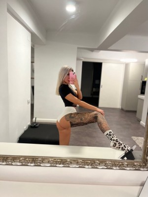 Stephie Luv Photo #31