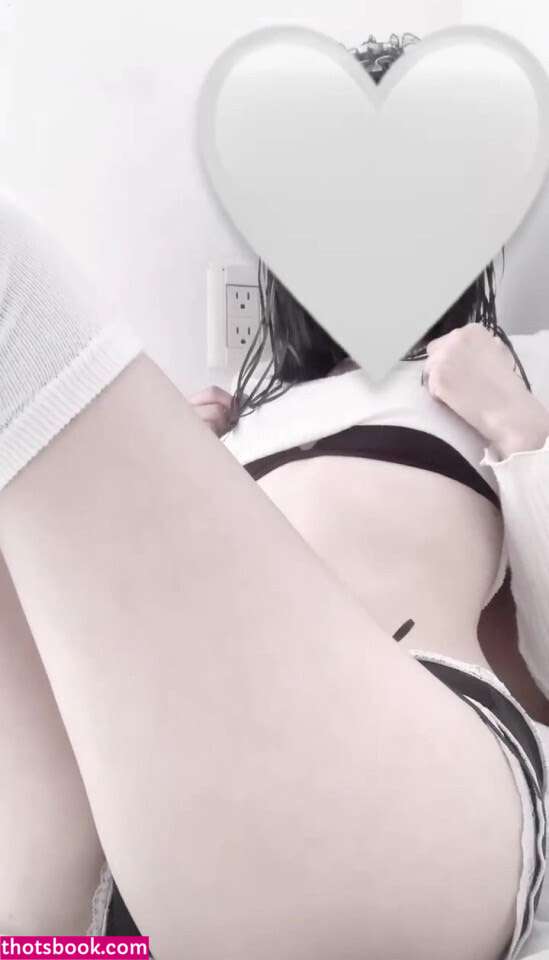 dumbkittteen Photo #21