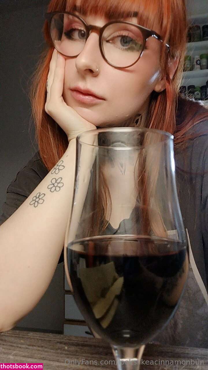 lookslikeacinnamonbun Photo #12