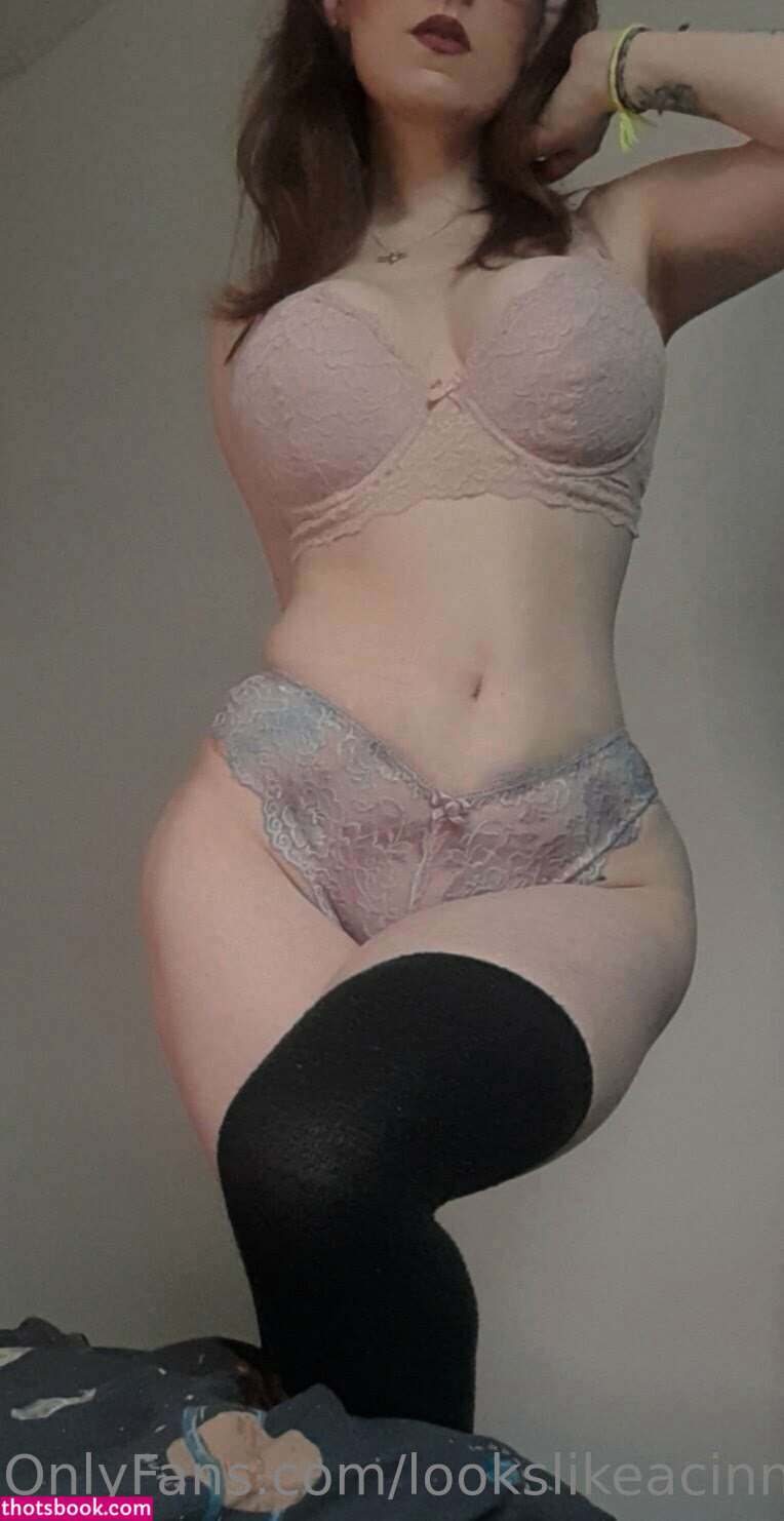 lookslikeacinnamonbun Photo #13