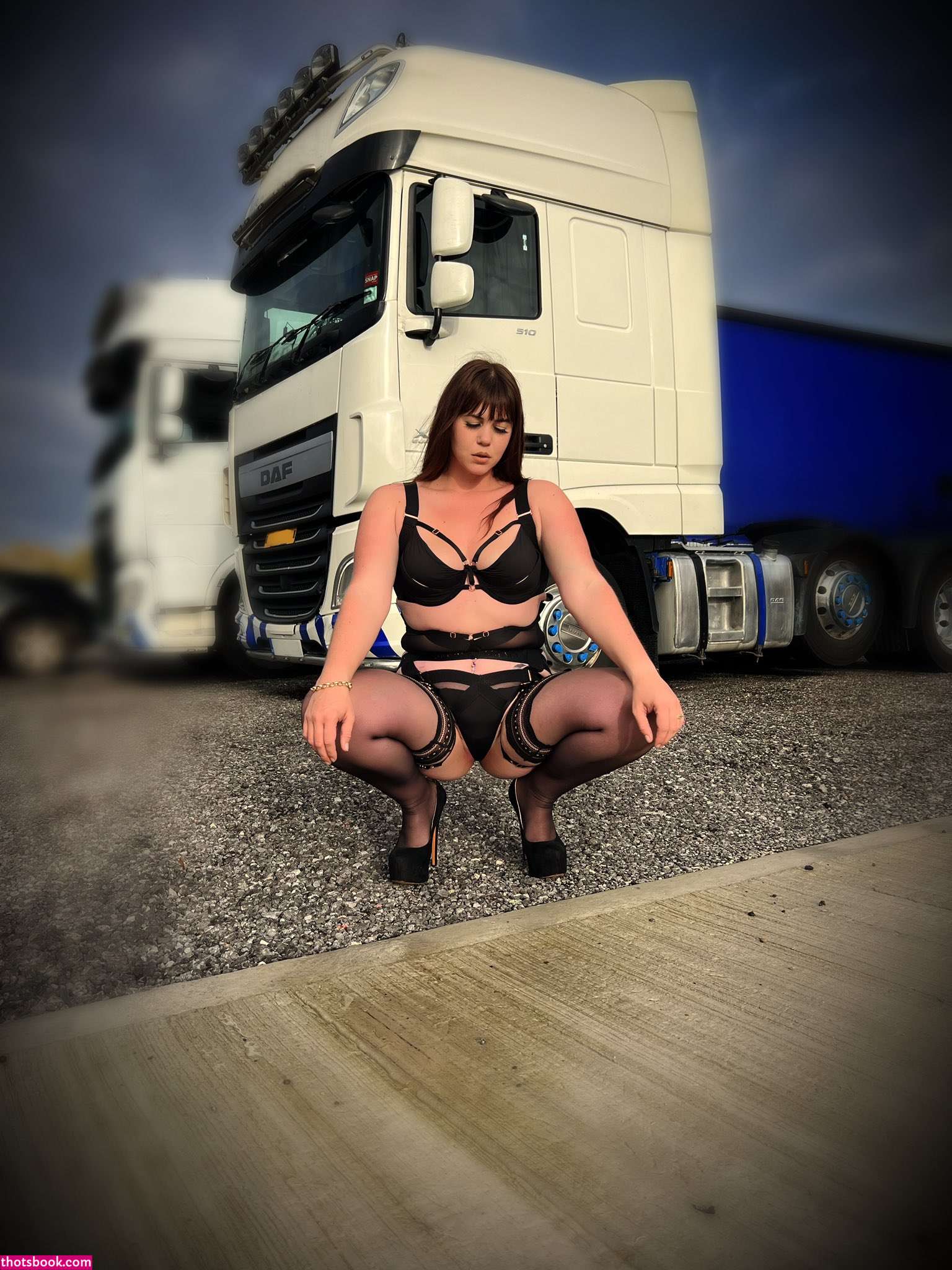 Truckergirl850 Photo #23