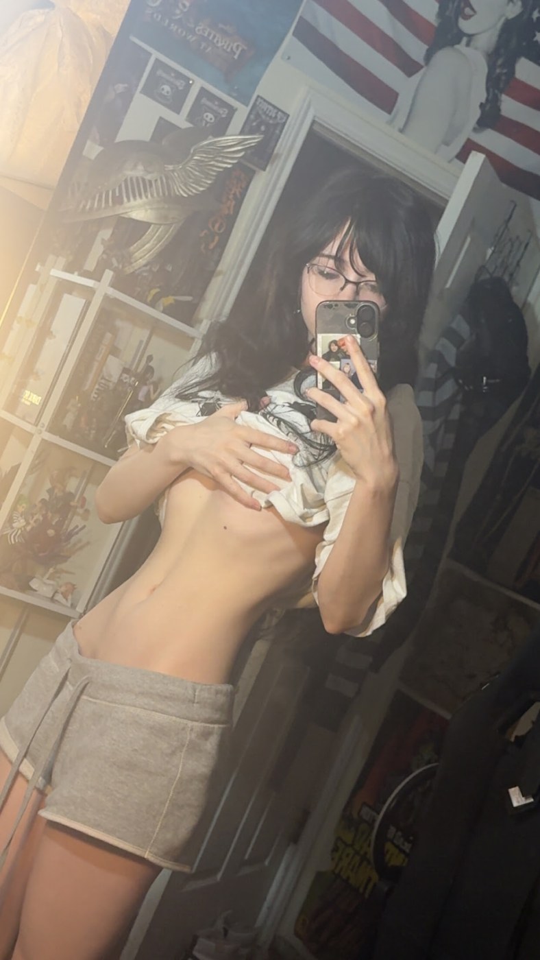 ashisbees Photo #25