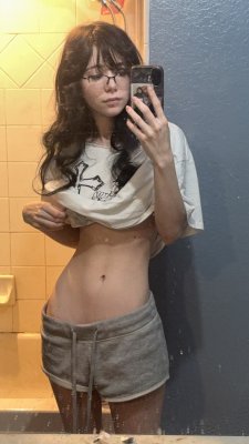 ashisbees Photo #26