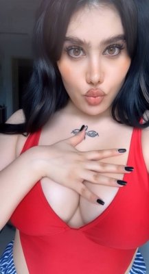 Angie Khoury Photo #11