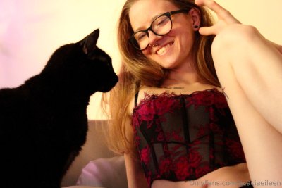 Acacia Eileen Photo #43