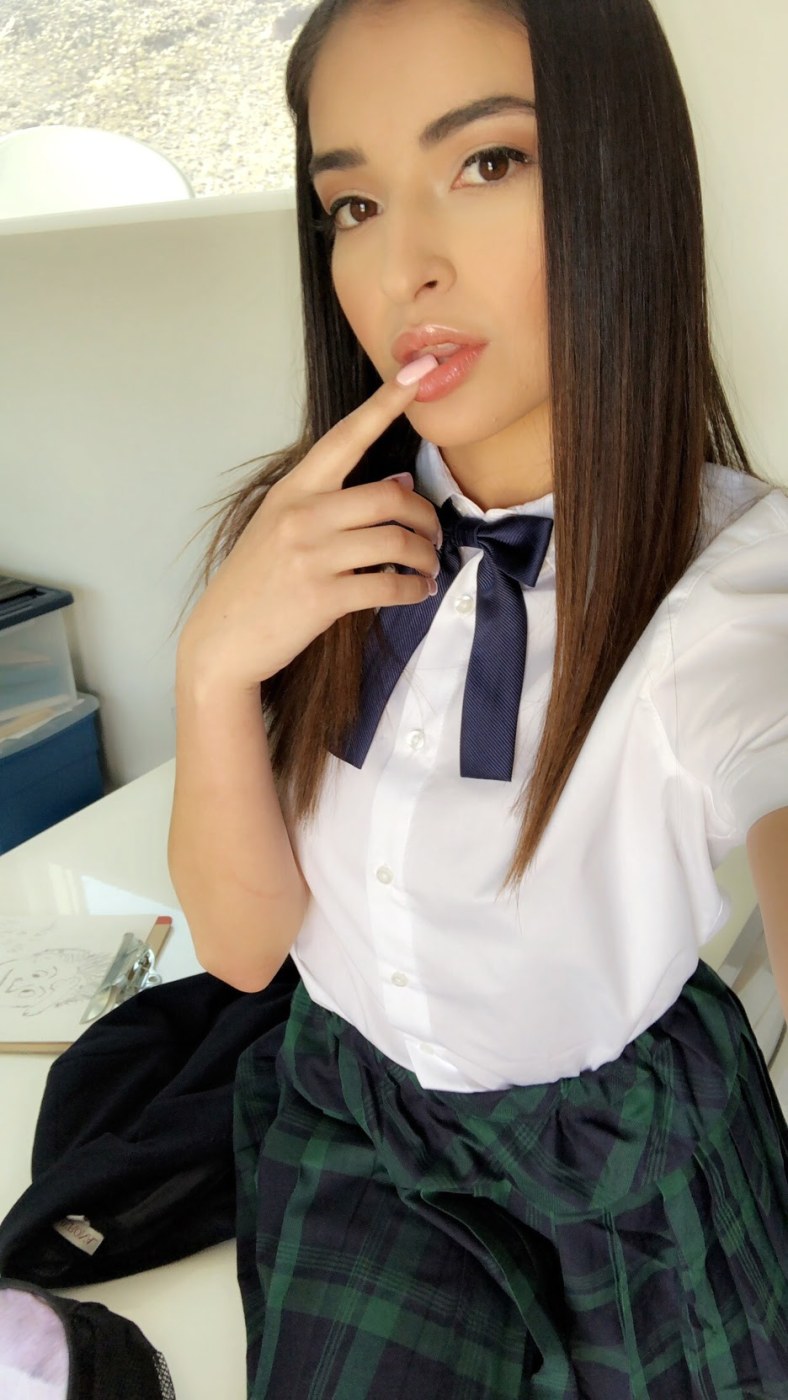 Emily Willis Photo #237