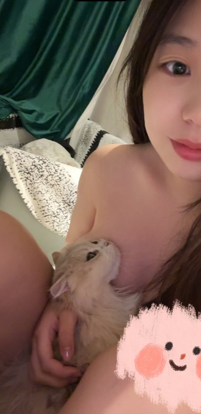 qianqianwan96 Photo #28