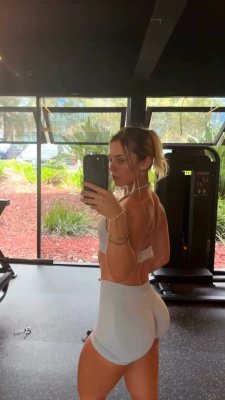 Chelsea Pearce Photo #45