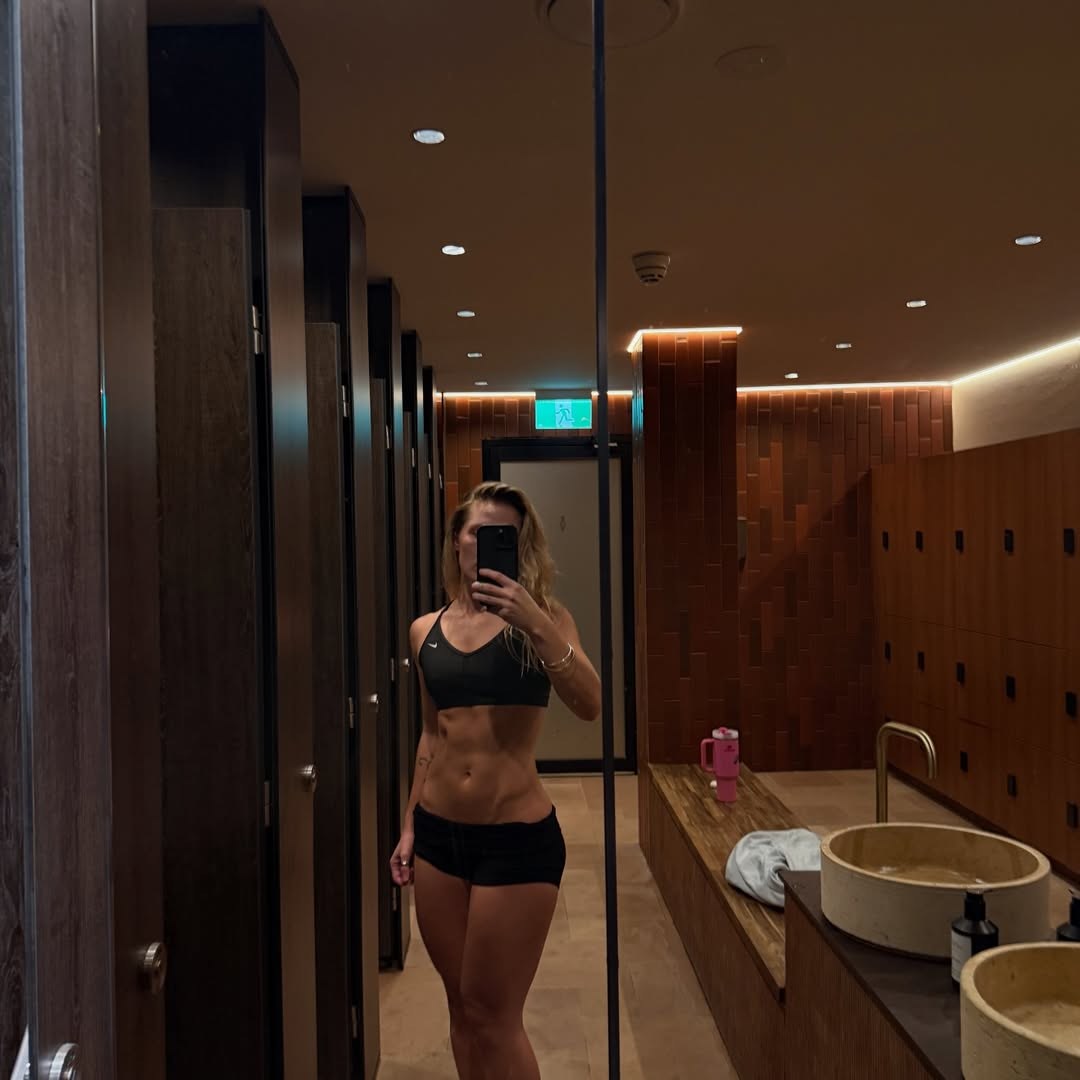 Chelsea Pearce Photo #53