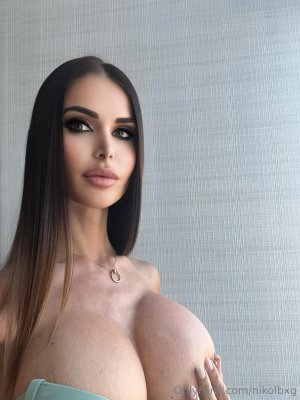 Nikola Jiraskova Photo #40