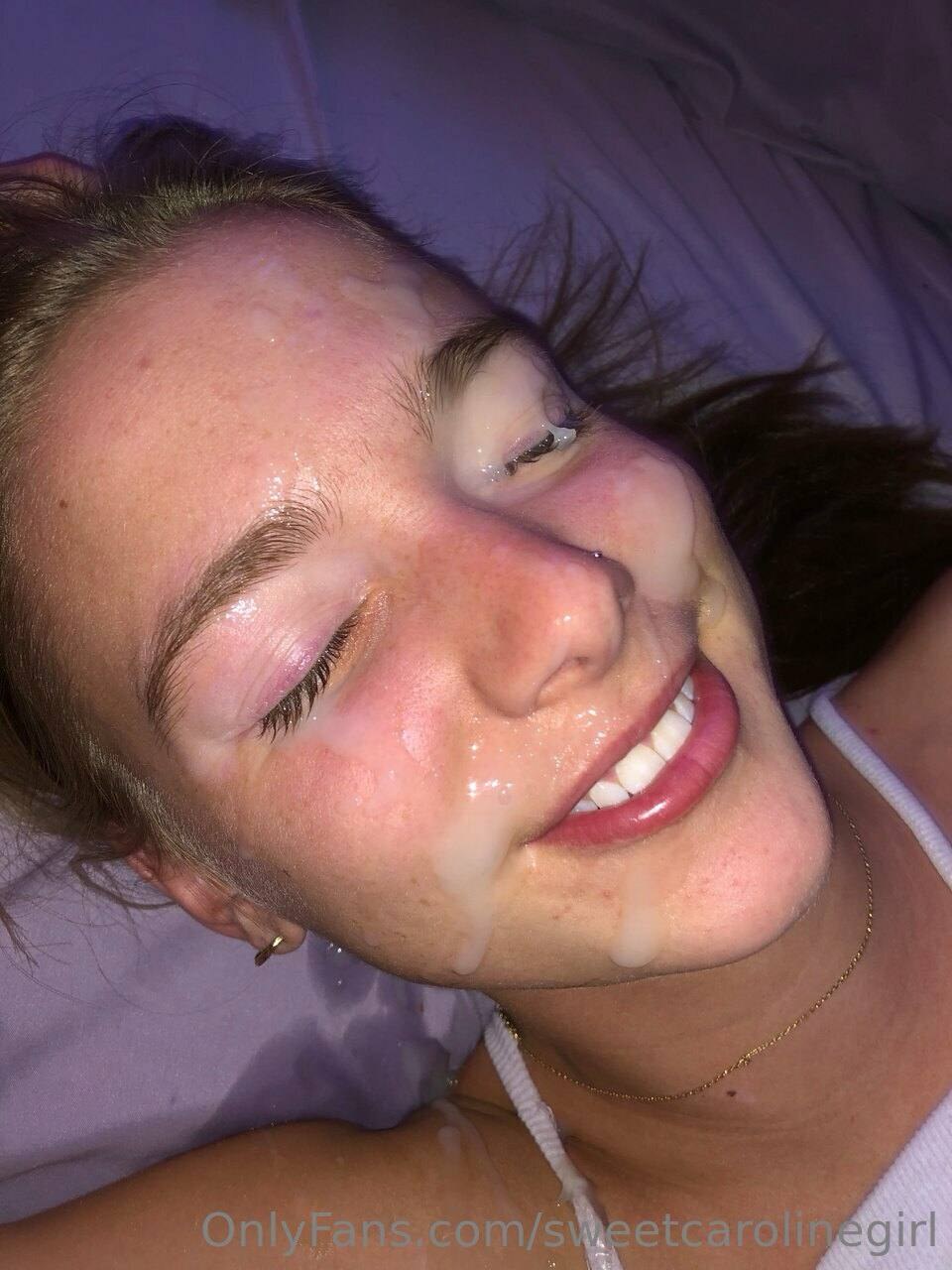 allhailcaroline Photo #1