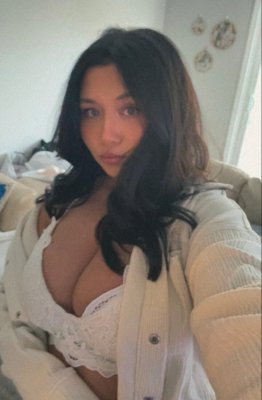 helloimtaratara Photo #10