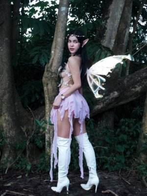 Criselda Alvarez Photo #42