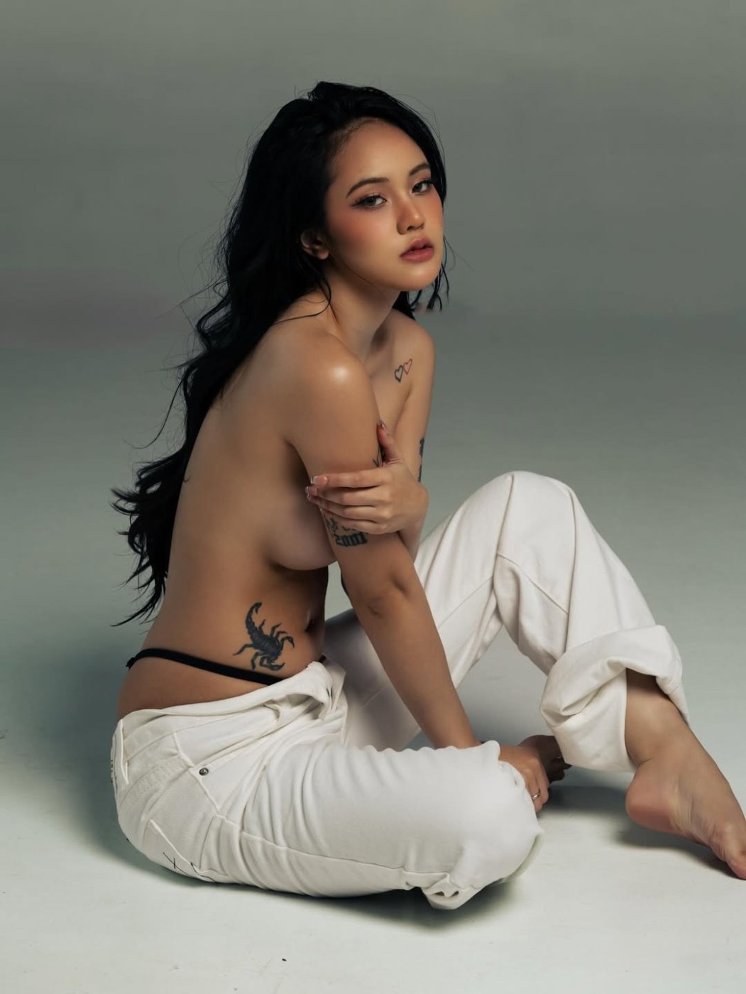 Chinnipha khlaichans Photo #9