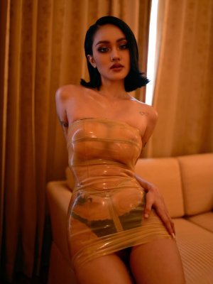 Chinnipha khlaichans Photo #16