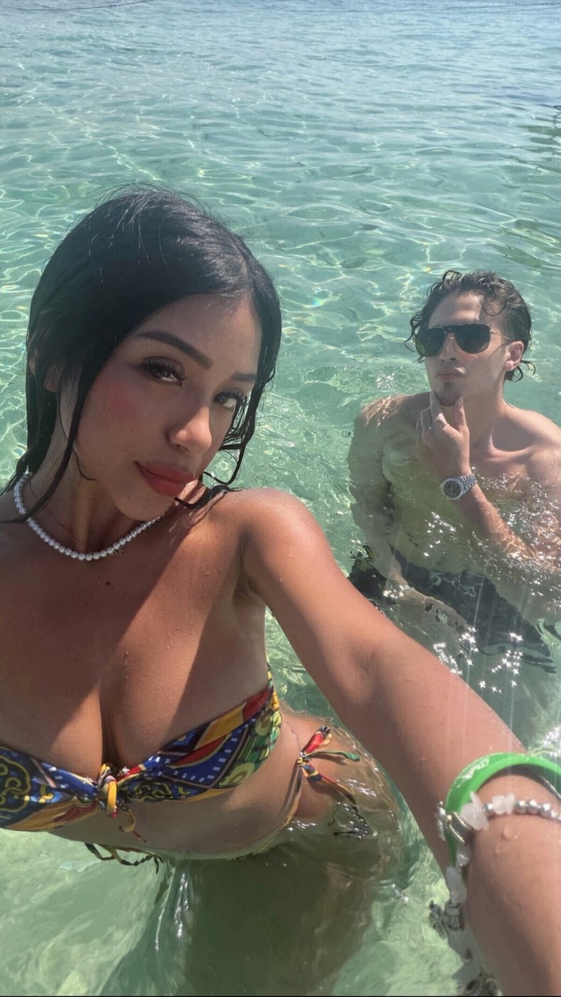 Valeria Alejandra Photo #6