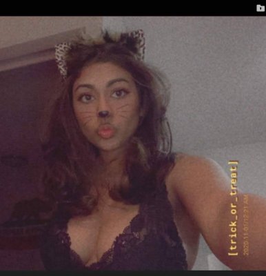 Yasminewithaz Photo #25