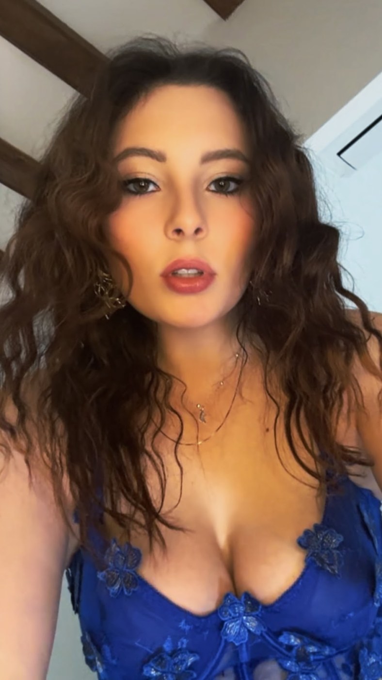 Christina Green Photo #58