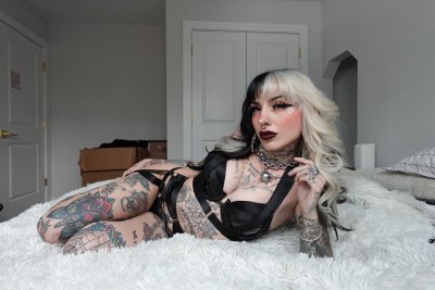 Cruellamorgan Photo #542