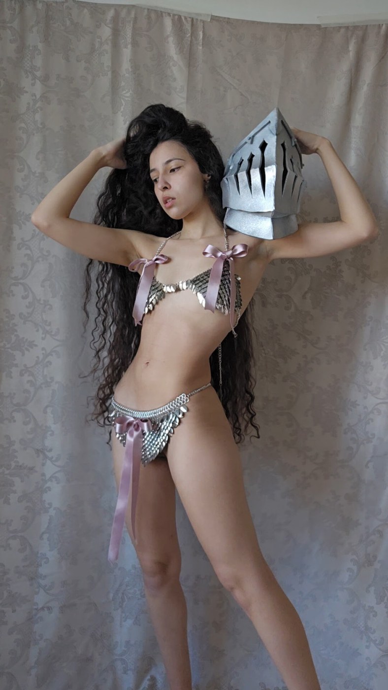 Luna Myosotis Photo #13