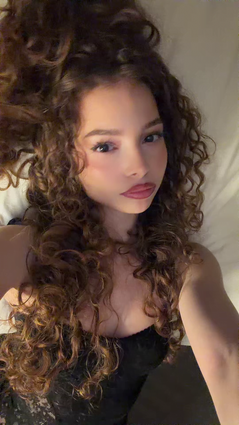 Sunday Kalogeras Photo #5