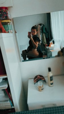 Ezy Summers Photo #479