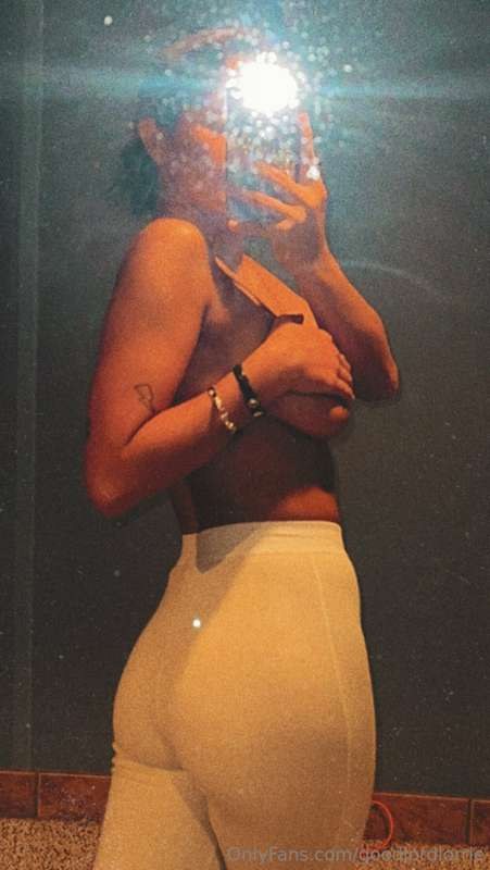 goodlordlorrie Photo #4