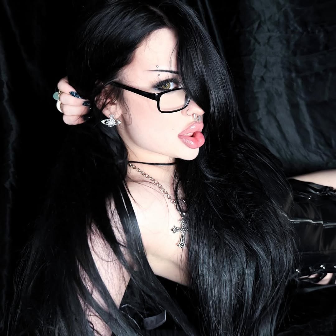 hasservika Photo #20