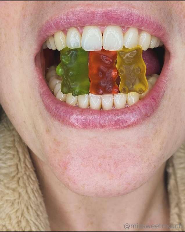 Miss Sweet Mouth Photo #8