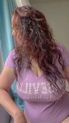 thenaughtywifenxtdoor Photo #34