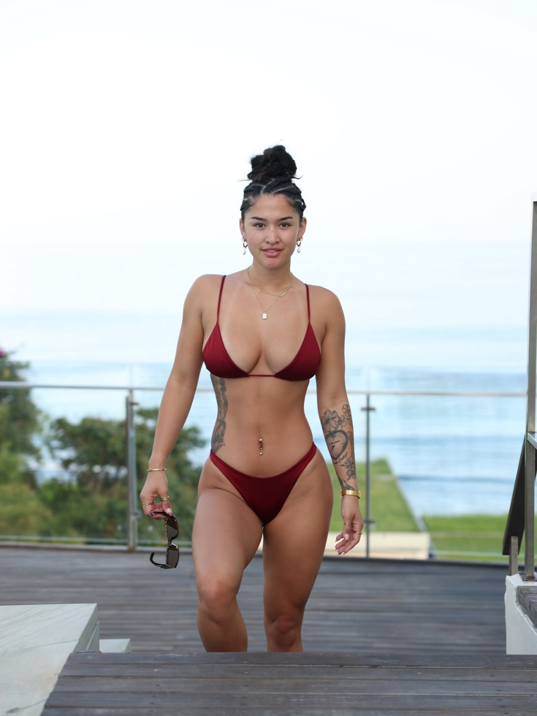 Izzy Flannery Photo #36