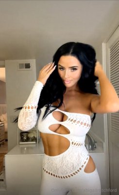 Abigail Ratchford Photo #96