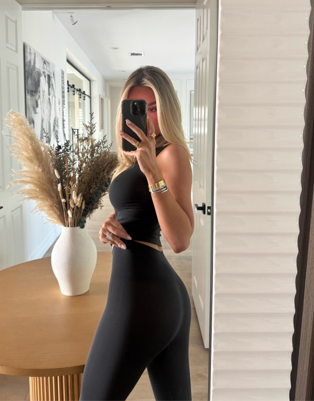 Alexa Collins Photo #320