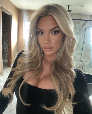 Alexa Collins Post #38