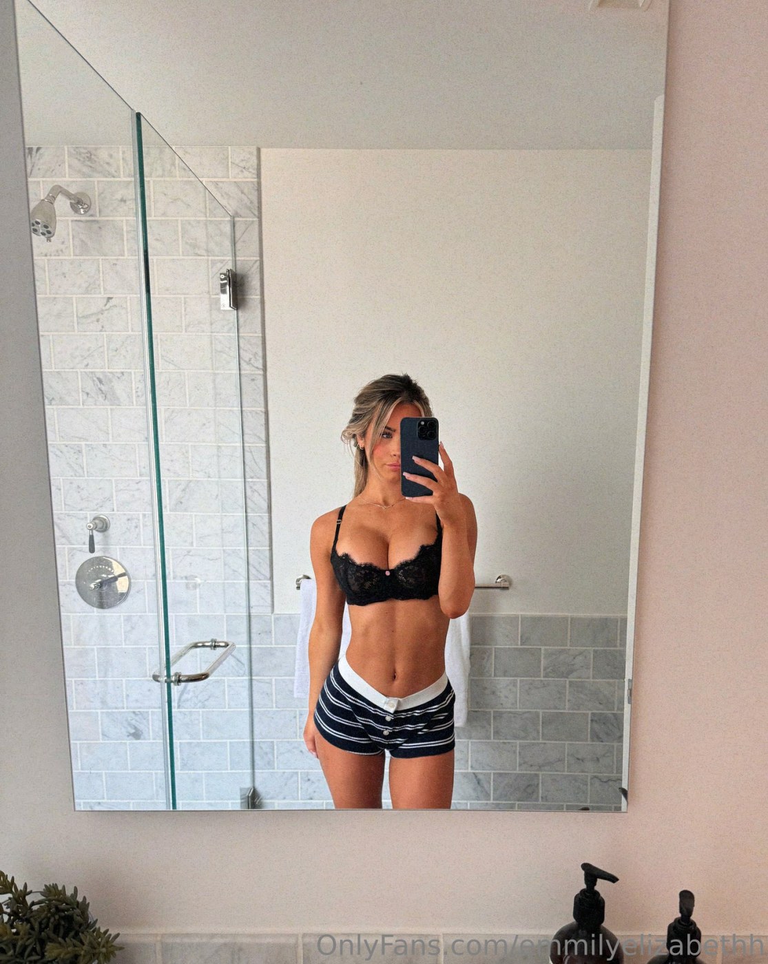 Emily Elizabeth Photo #344