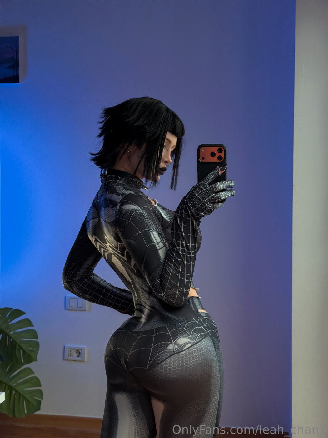 Leah Meow Photo #134