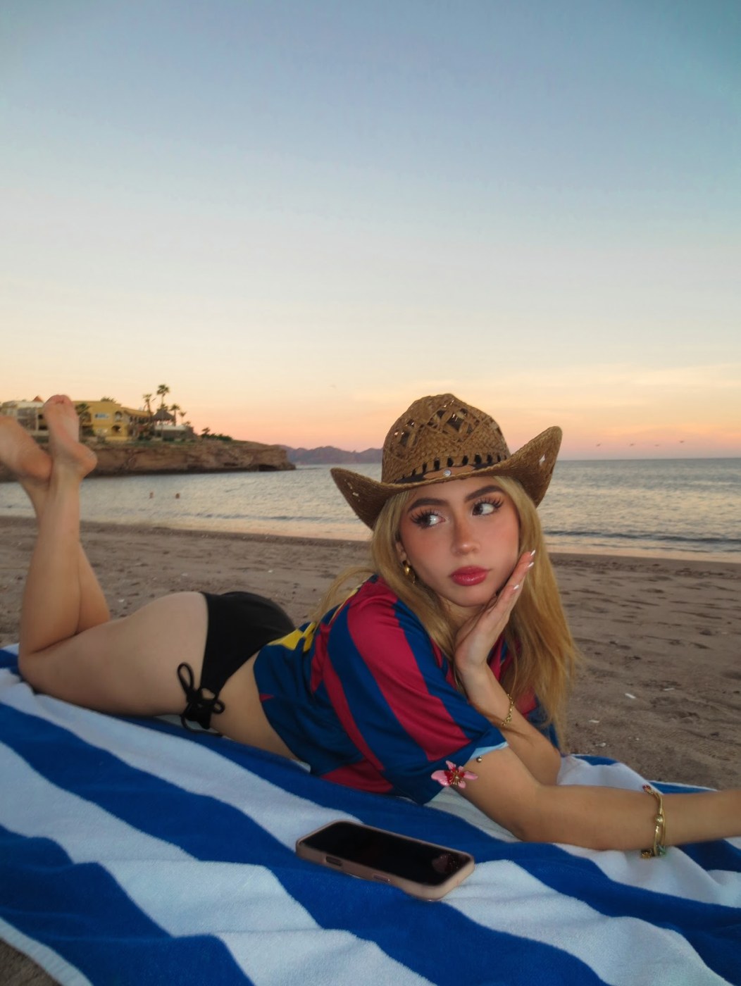 Karen Torres Photo #46