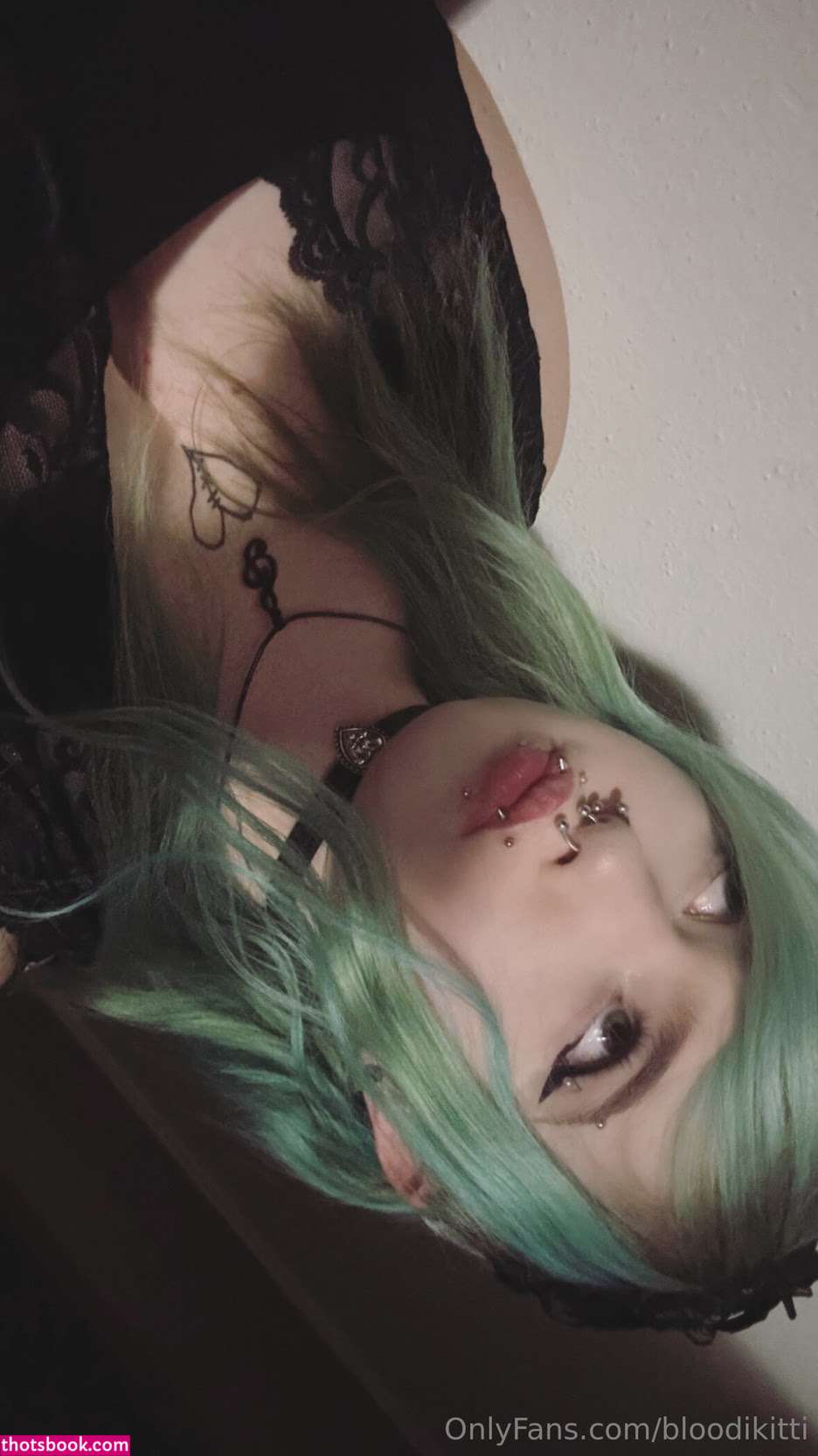 bloodikittix Photo #8